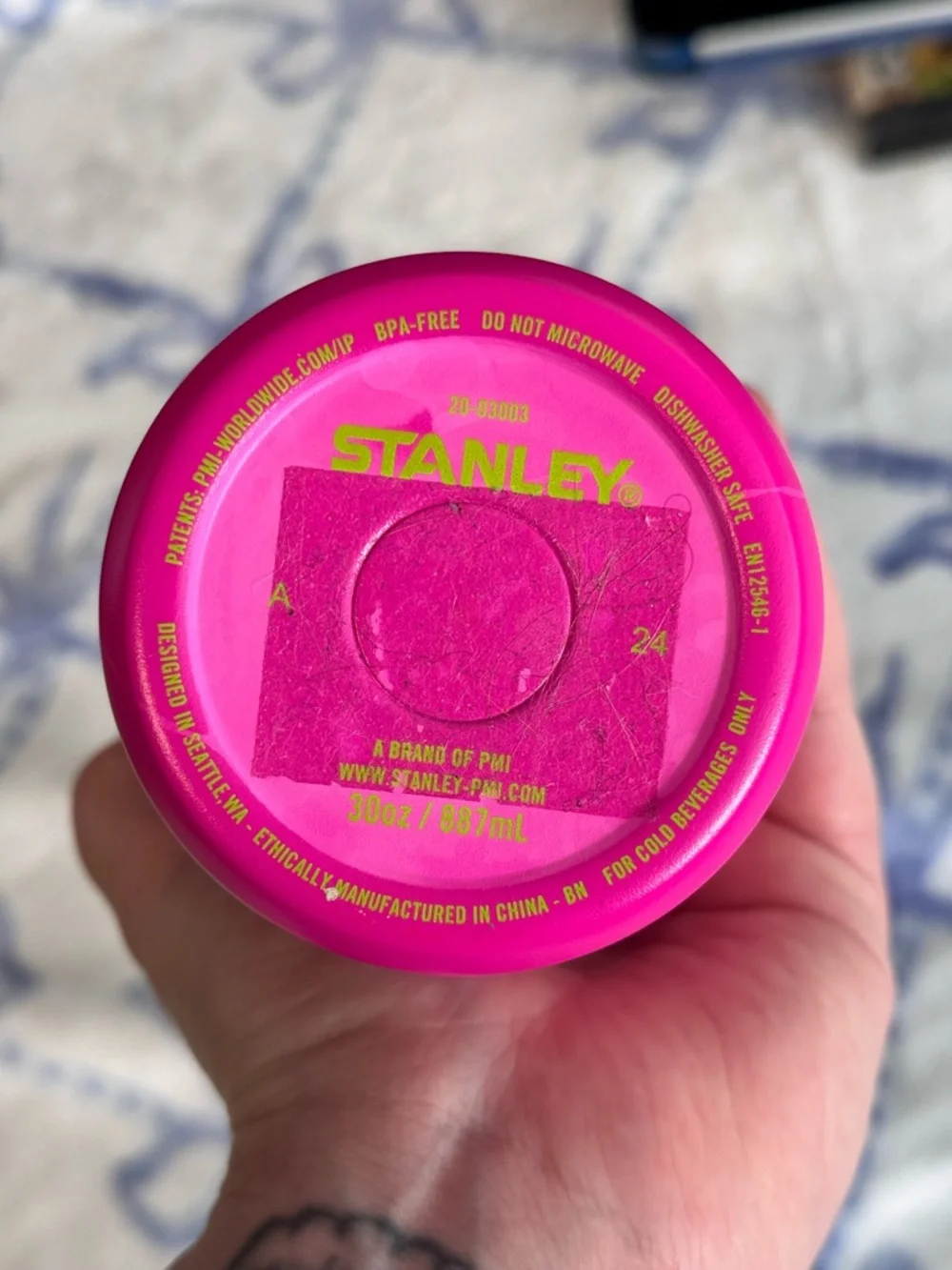 Stanley IceFlow Flip Staw Neon Pink Water Bottle - Picture 2 of 8